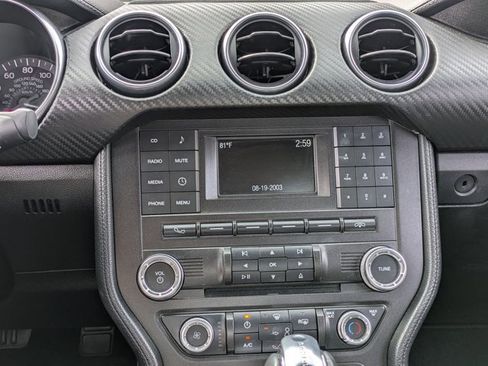 Used 2018 Ford Mustang Coupe image 11