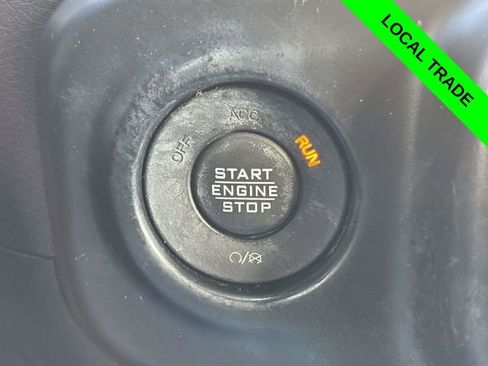 Used 2021 Jeep Gladiator Sport image 14