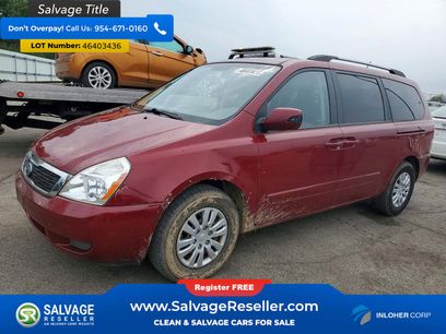 Used 2011 Kia Sedona LX