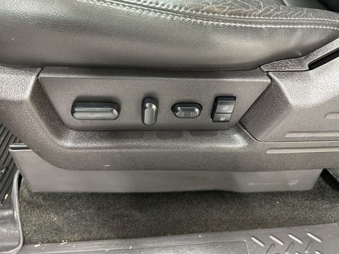 Used 2014 Ford F150 FX4 w/ Equipment Group 402A Luxury image 11