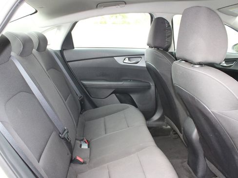 Used 2021 Kia Forte LXS FWD image 18
