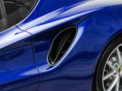 New 2025 Lotus Emira image 31