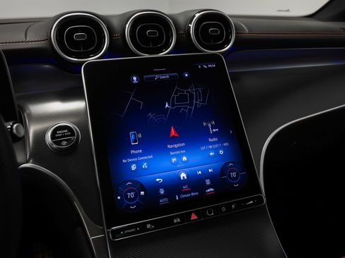 Used 2024 Mercedes-Benz GLC 300 image 42