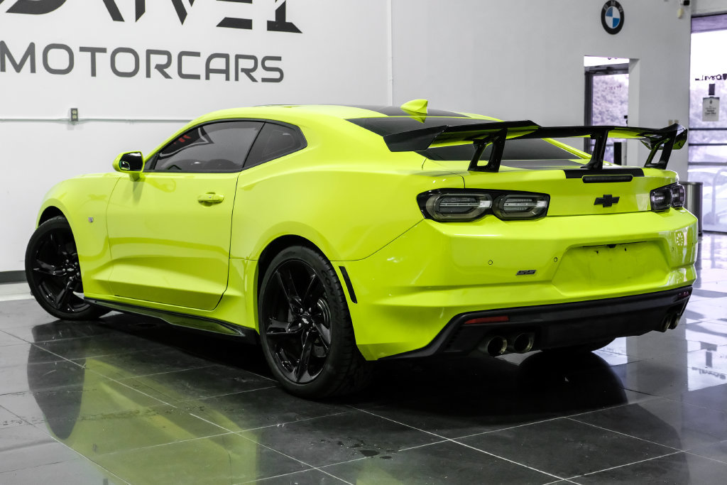 Used 2019 Chevrolet Camaro SS RWD image 11