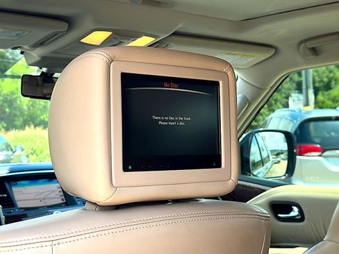 Used 2018 Nissan Armada Platinum RWD image 19