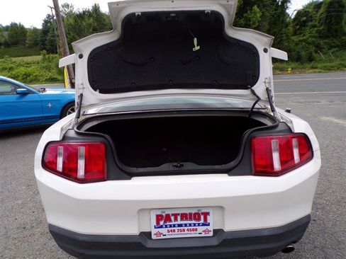 Used 2010 Ford Mustang Coupe RWD image 28