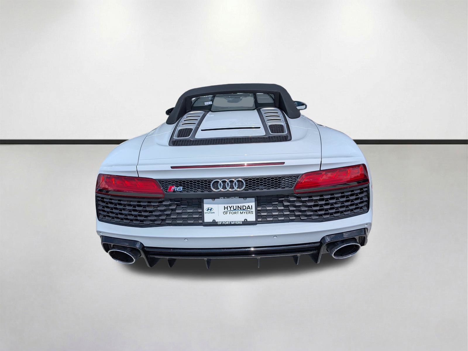 Used 2023 Audi R8 V10 performance RWD image 5