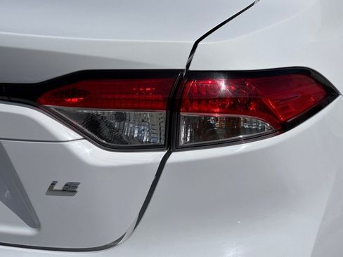 Used 2024 Toyota Corolla LE FWD image 13