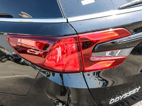 New 2026 Honda Odyssey EX-L image 9