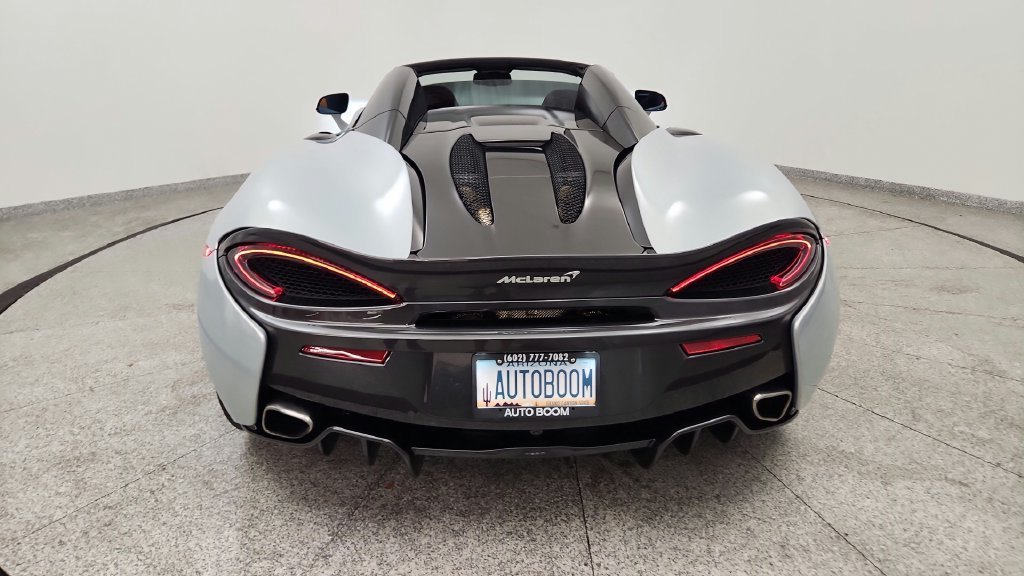 Used 2019 McLaren 570S Spider RWD image 45