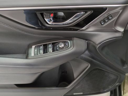 Certified 2025 Subaru Outback Touring XT AWD/4WD image 18