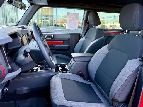Used 2023 Ford Bronco 2-Door w/ Sasquatch Package image 10