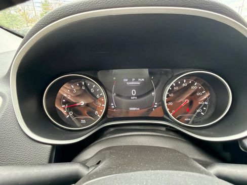 Used 2018 Jeep Compass Latitude w/ Cold Weather Group image 23