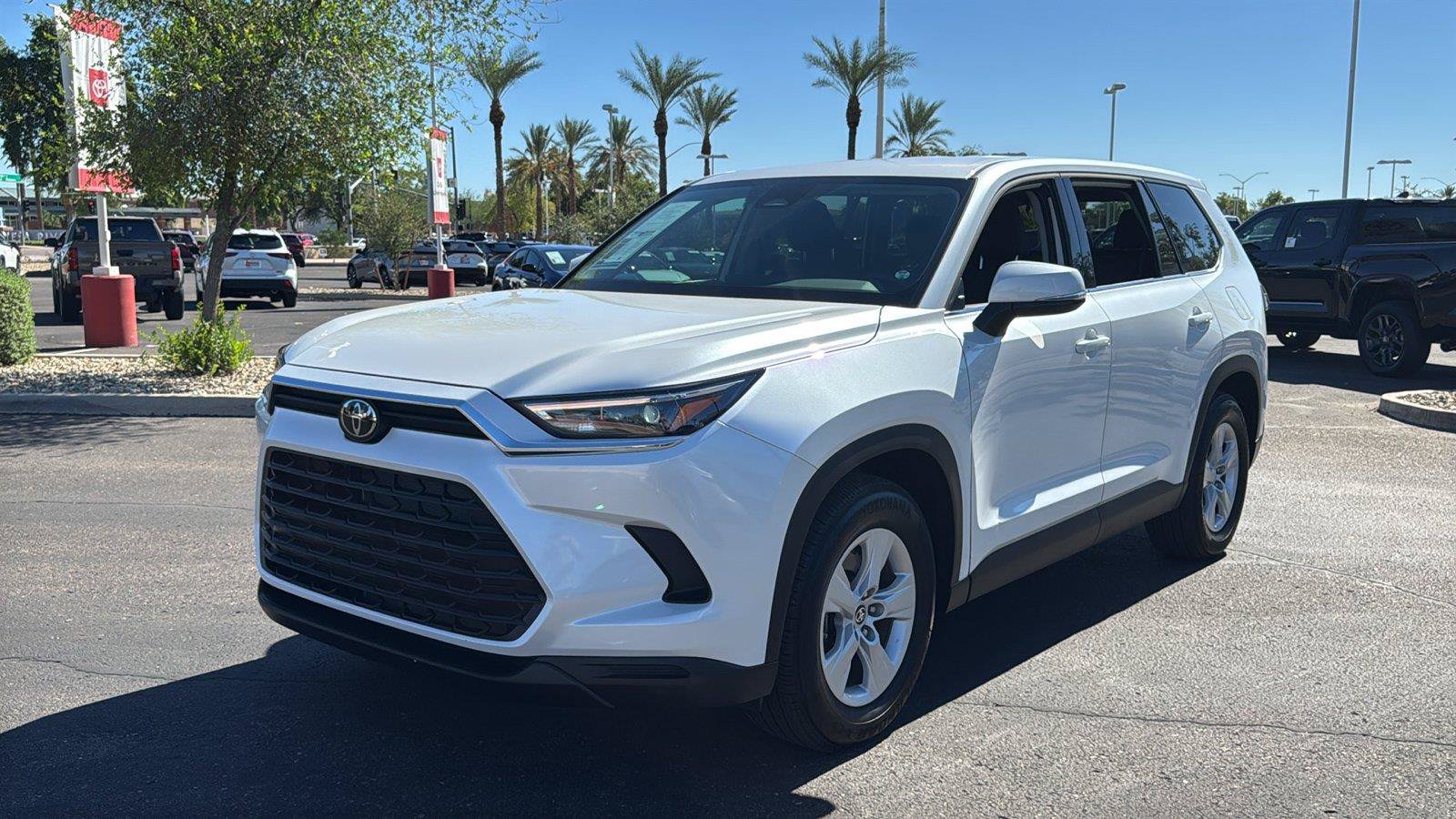 Certified 2026 Toyota Grand Highlander FWD image 4
