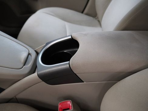 Used 2013 Toyota Prius image 21