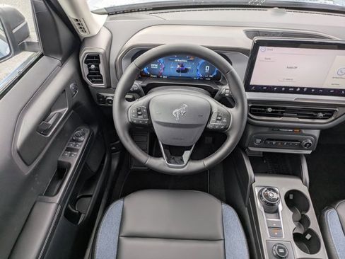 New 2025 Ford Bronco Sport Outer Banks image 17