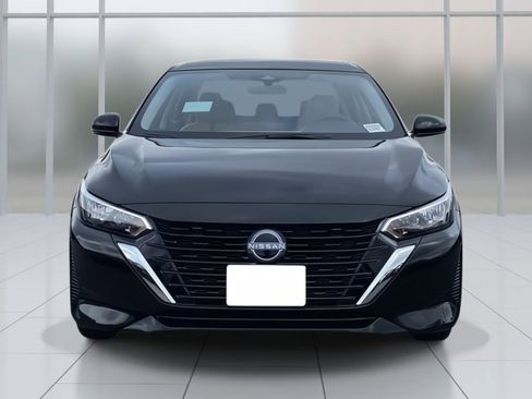 New 2025 Nissan Sentra SV w/ SV Premium Package image 6