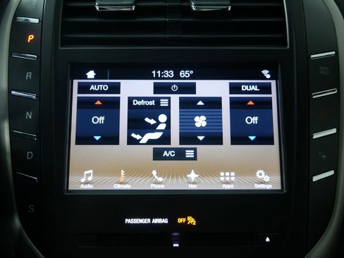 Used 2017 Lincoln MKC Reserve AWD/4WD image 29