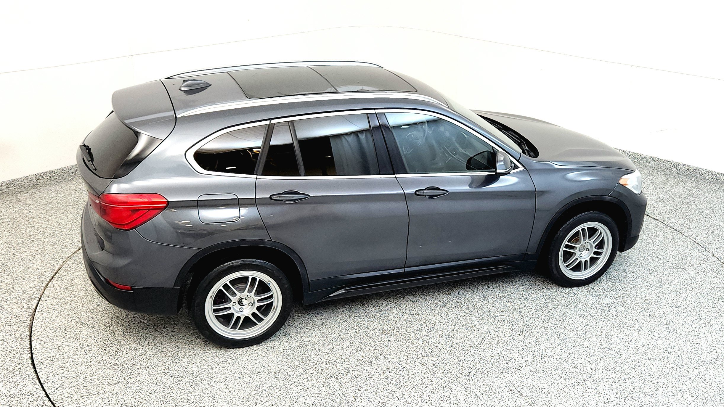 Used 2018 BMW X1 sDrive28i w/ Convenience Package FWD image 20