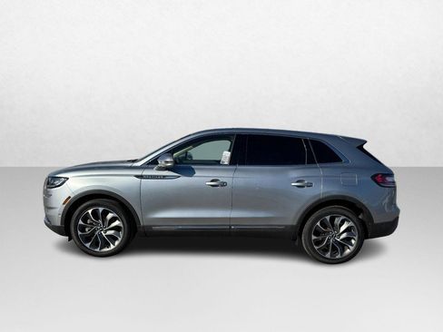 Certified 2023 Lincoln Nautilus Reserve w/ Equipment Group 201A image 8