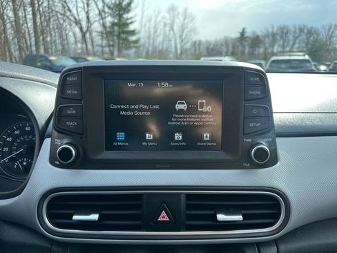 Used 2021 Hyundai Kona SE w/ Cargo Package image 34