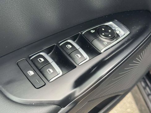 Used 2022 Kia K5 LXS image 15