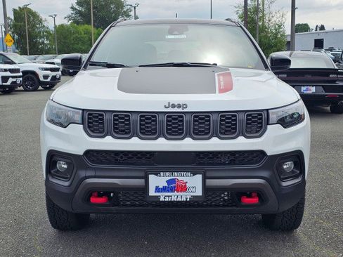 New 2026 Jeep Compass Trailhawk AWD/4WD image 2