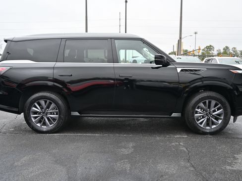 Used 2025 INFINITI QX80 Pure image 12