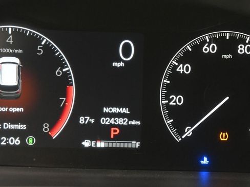 Used 2025 Honda Pilot EX-L image 9