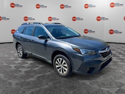 Certified 2022 Subaru Outback 2.5i image 1
