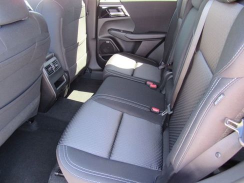 New 2026 Mitsubishi Outlander ES AWD/4WD image 14