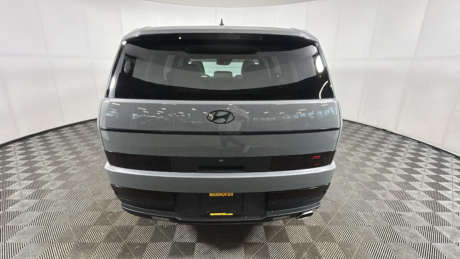 Used 2024 Hyundai Santa Fe SE FWD image 4