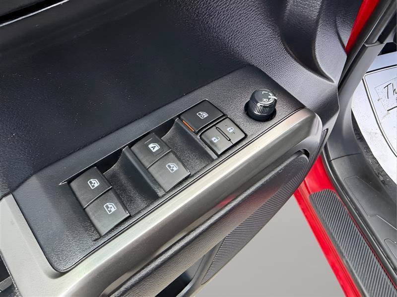Used 2020 Toyota Tacoma SR5 AWD/4WD image 20