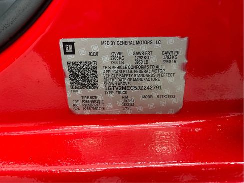 Used 2018 GMC Sierra 1500 SLE w/ SLE Value Package AWD/4WD image 27