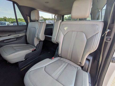 Used 2018 Ford Expedition Max Limited w/ Equipment Group 301A RWD image 16