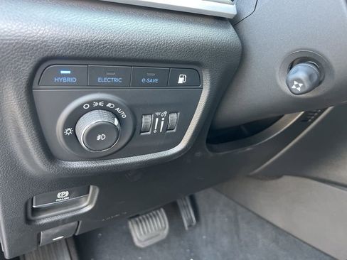 New 2024 Jeep Grand Cherokee Limited 4xe image 11