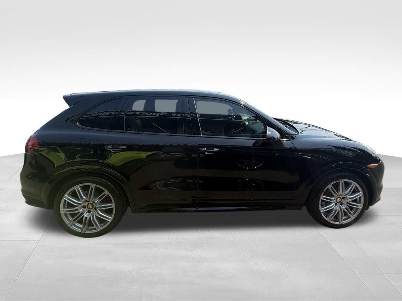 Used 2013 Porsche Cayenne GTS AWD/4WD image 6