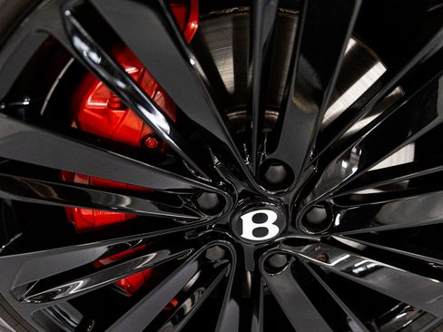 Used 2024 Bentley Continental GT Speed image 16