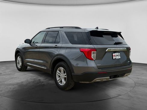 Used 2023 Ford Explorer XLT w/ Equipment Group 202A AWD/4WD image 7