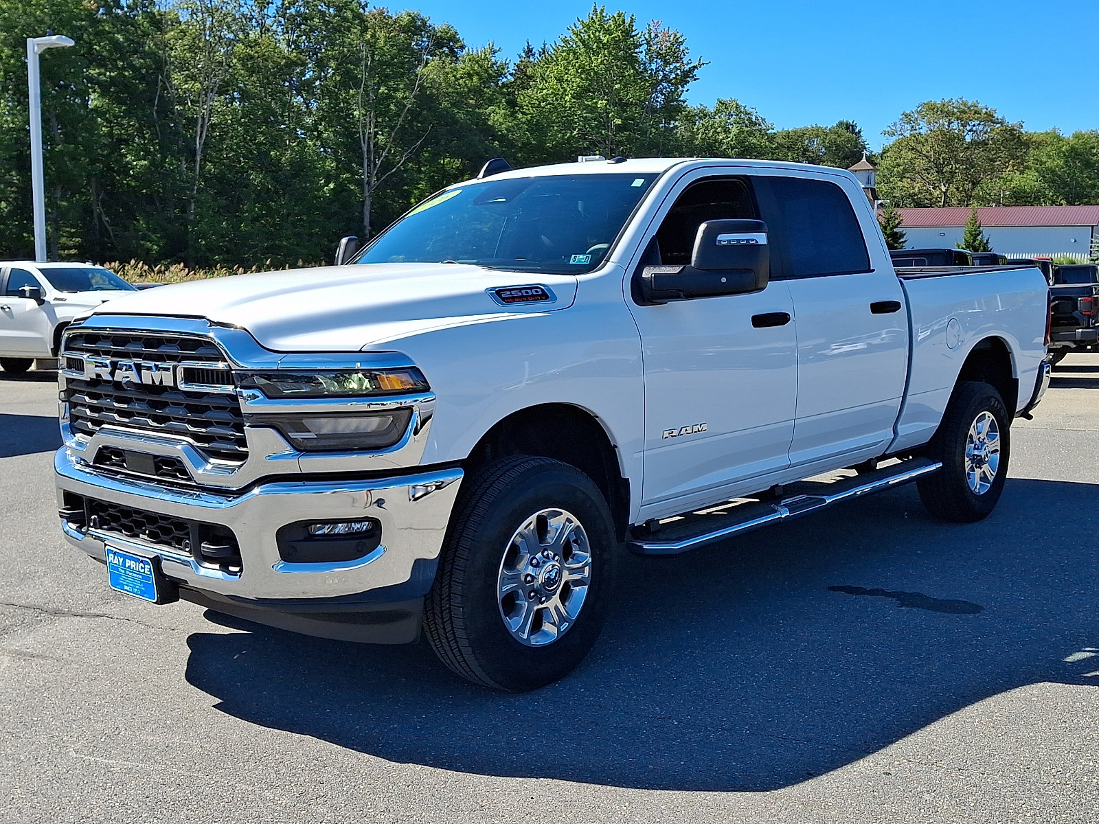 Used 2026 RAM 2500 Big Horn AWD/4WD image 3