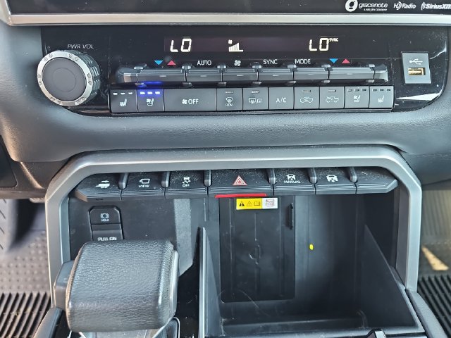 Used 2023 Toyota Tundra Platinum w/ Advanced Package AWD/4WD image 26