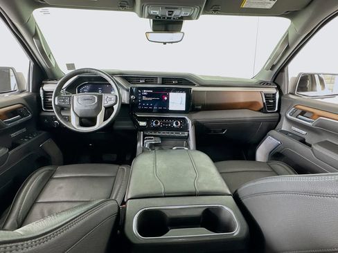 Used 2023 GMC Sierra 1500 Denali w/ Technology Package AWD/4WD image 33