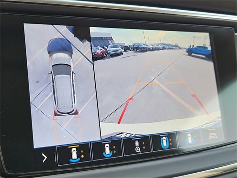 Used 2020 Buick Enclave Premium w/ Surround and Sites Package image 3