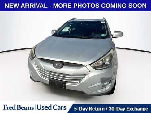 Used 2015 Hyundai Tucson SE image 2
