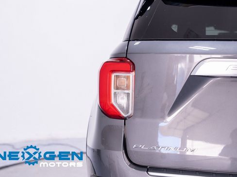 Used 2023 Ford Explorer Platinum w/ Technology Package image 59