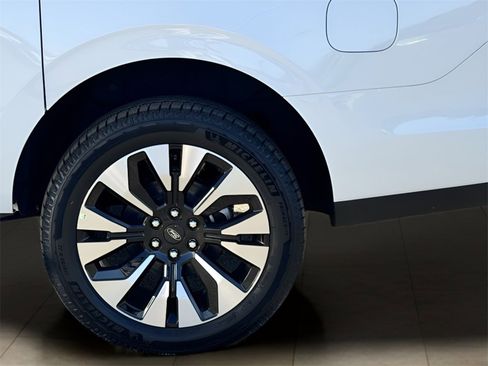 New 2025 Ford Expedition Max Platinum w/ Platinum Ultimate Package image 36