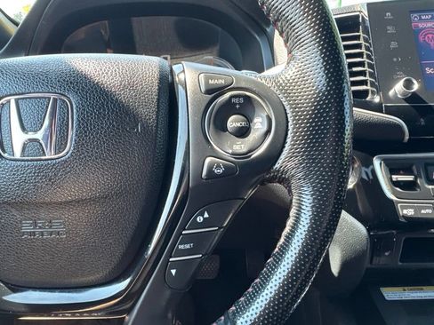 Used 2021 Honda Ridgeline Black Edition image 32