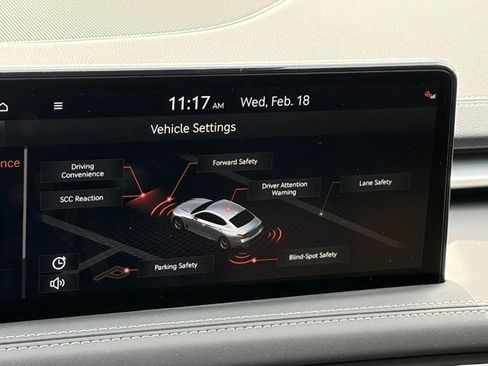 Used 2022 Genesis G70 2.0T image 15