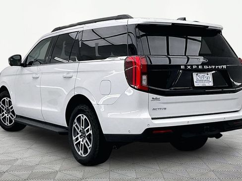 Certified 2025 Ford Expedition Active AWD/4WD image 13