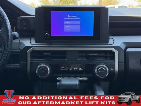 Used 2024 Toyota Tacoma SR AWD/4WD image 34